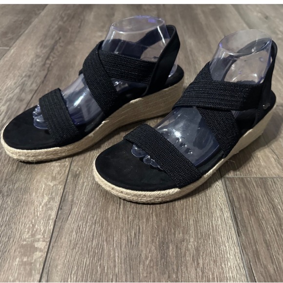 Skechers x Martha Stewart Arch Fit Black Espadrille Wedge Sandals Size 10 - Picture 3 of 7